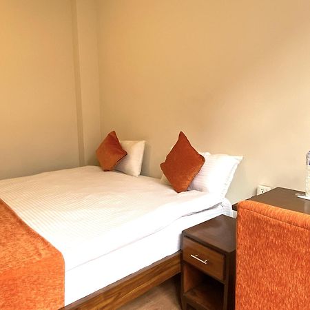 Hotel Pala Kathmandu Buitenkant foto