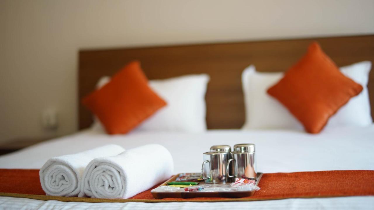 Hotel Pala Kathmandu Buitenkant foto