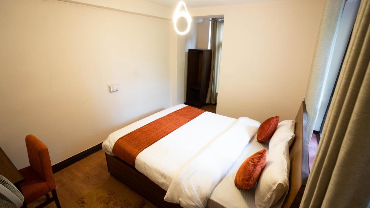 Hotel Pala Kathmandu Buitenkant foto