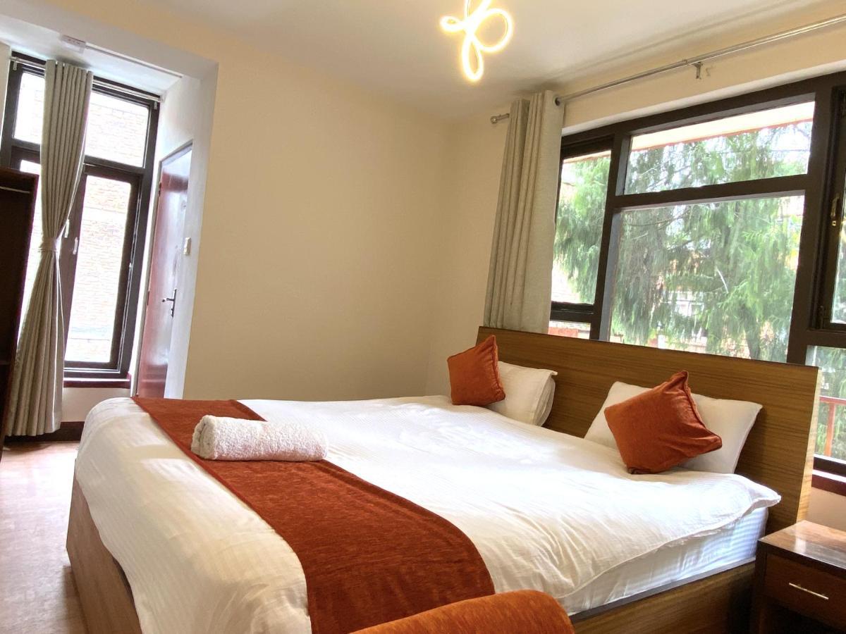Hotel Pala Kathmandu Buitenkant foto