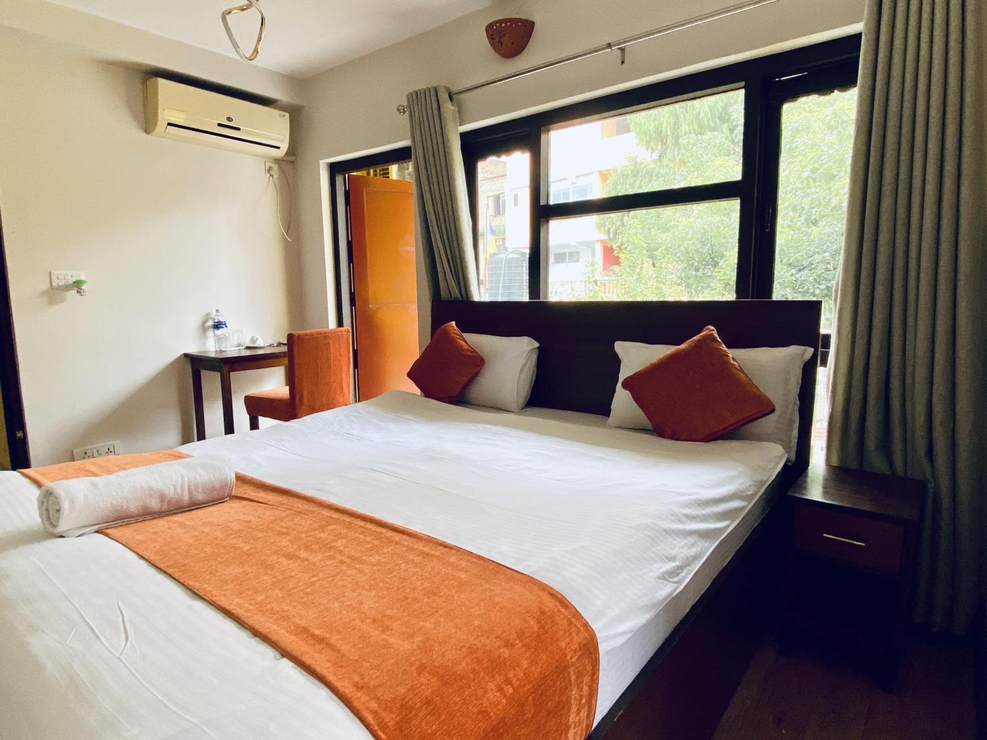 Hotel Pala Kathmandu Buitenkant foto