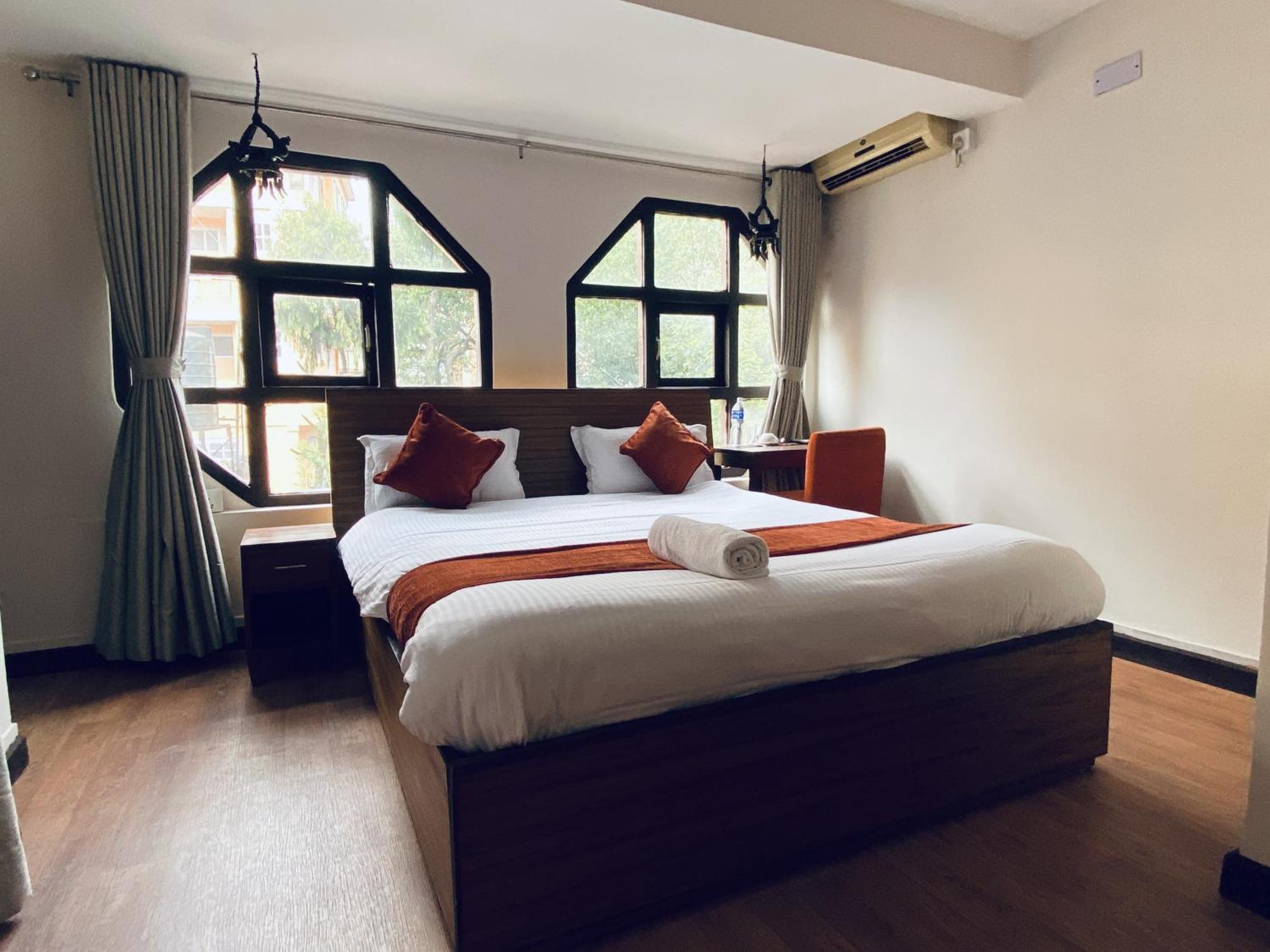Hotel Pala Kathmandu Buitenkant foto