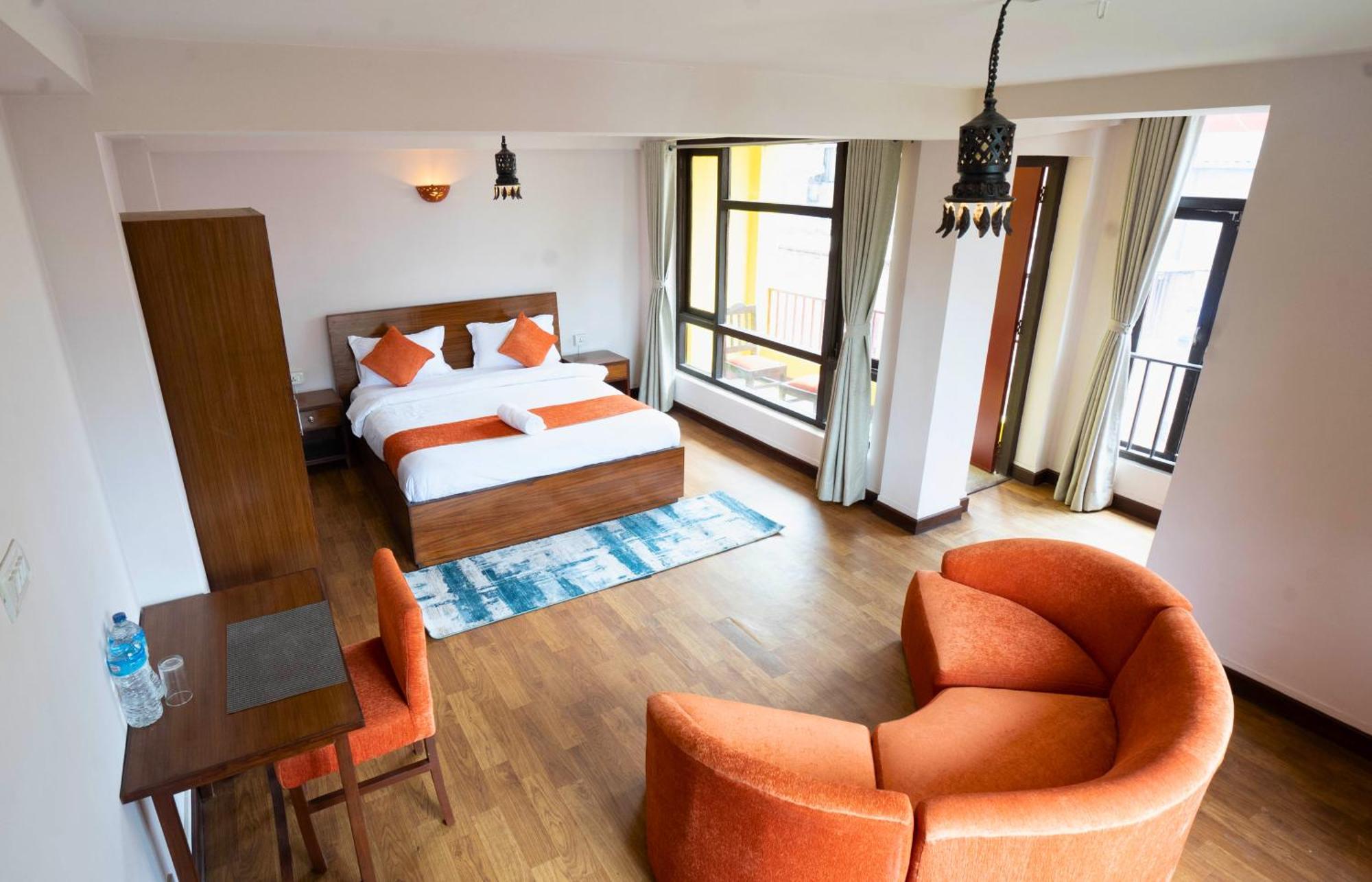 Hotel Pala Kathmandu Buitenkant foto
